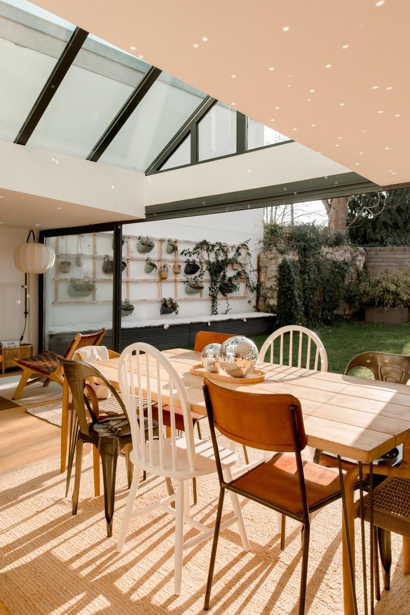 Chambres dans maison familiale avec jardin et studio au sein du Triangle d'Or de Rueil Malmaison, aux portes de Paris et la Défense Extérieur photo