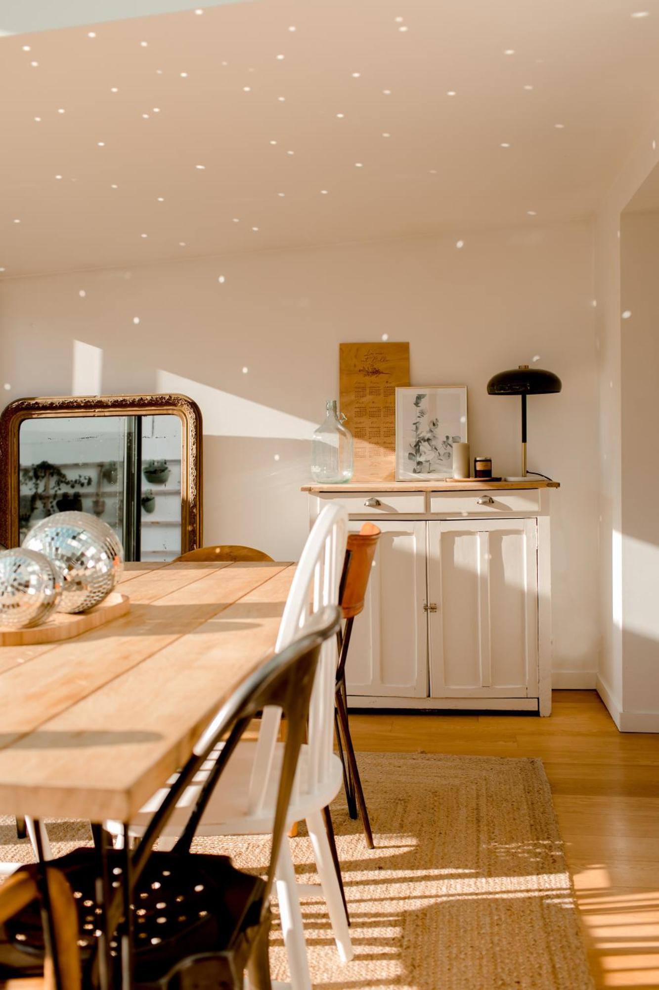 Chambres dans maison familiale avec jardin et studio au sein du Triangle d'Or de Rueil Malmaison, aux portes de Paris et la Défense Extérieur photo