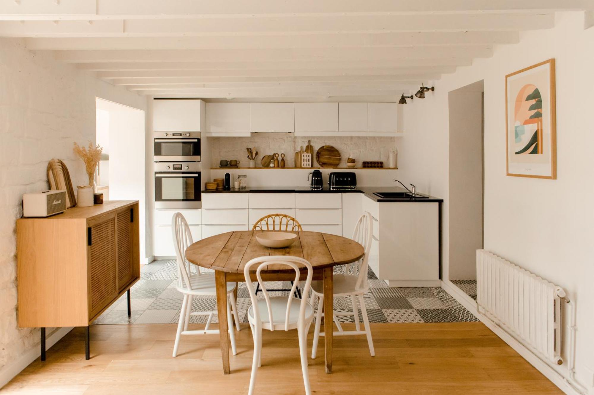 Chambres dans maison familiale avec jardin et studio au sein du Triangle d'Or de Rueil Malmaison, aux portes de Paris et la Défense Extérieur photo